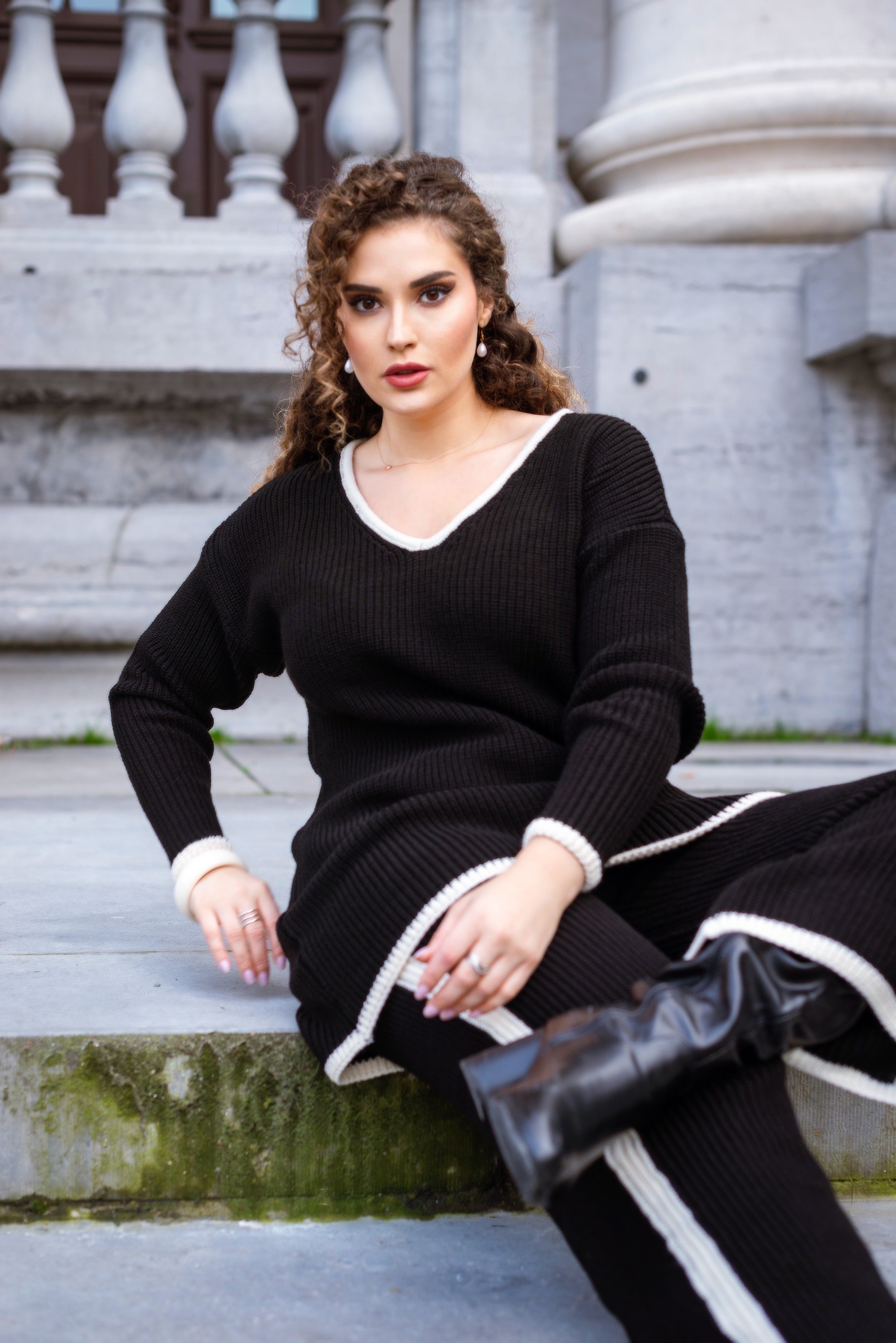 NANZ oversize knitted co ord set with edge line in black