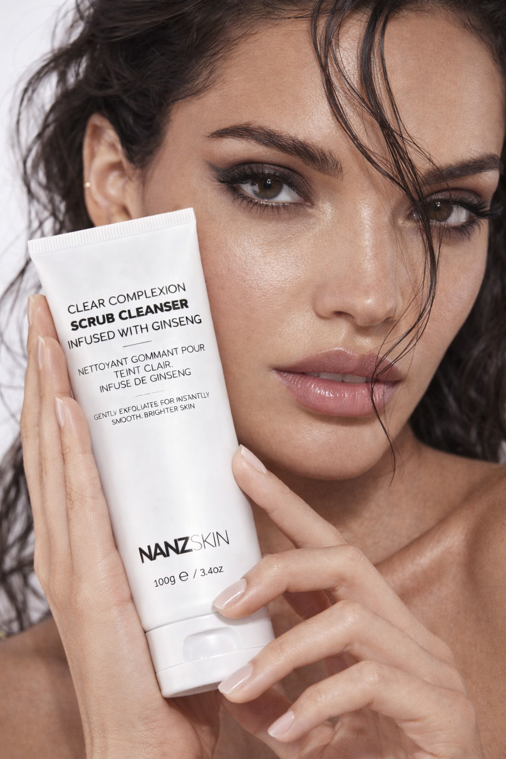 NANZSKIN heldere teint zachte scrub reiniger