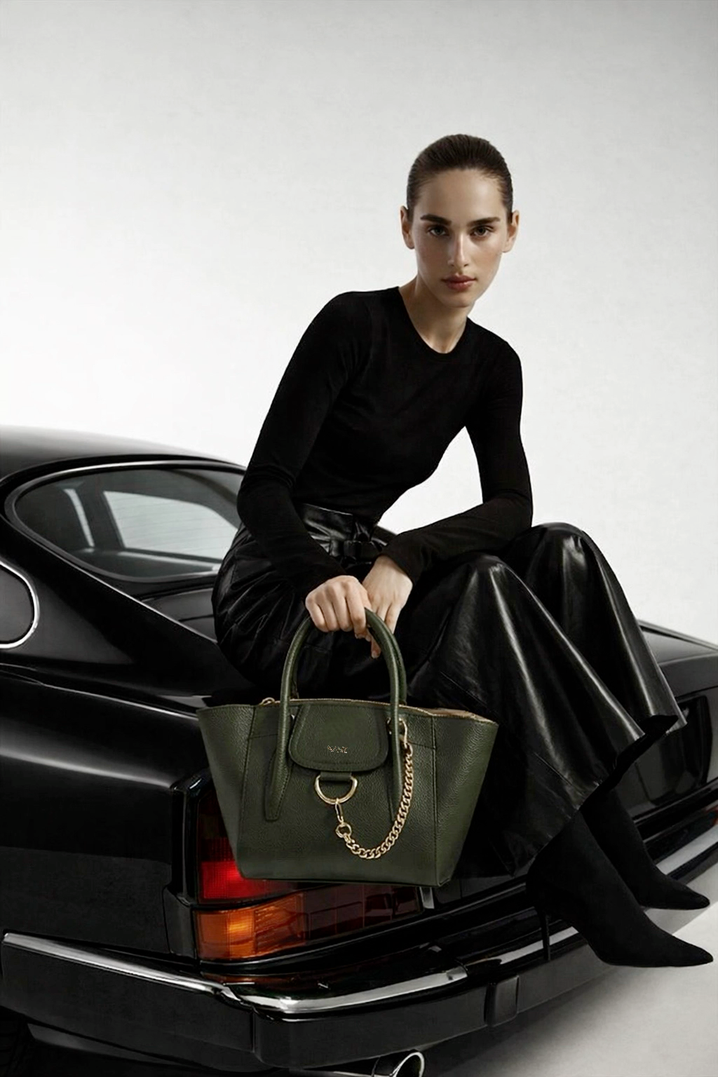 NANZ Gianna Classic Tote