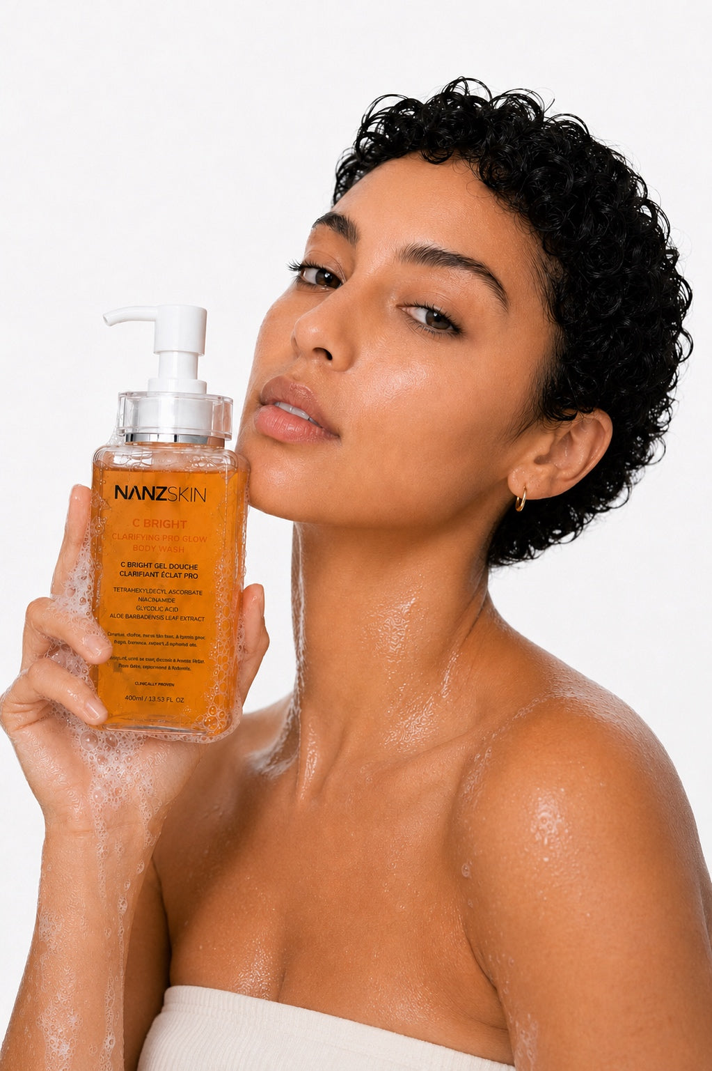 C BRIGHT Clarifying Pro Glow Body Wash