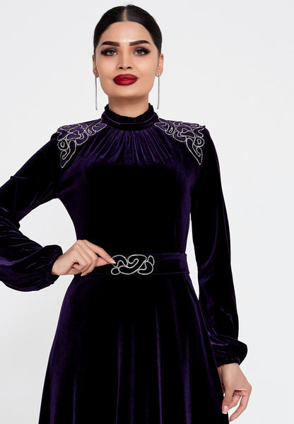 Robe de soirée violette régulière à manches longues et colonne en velours